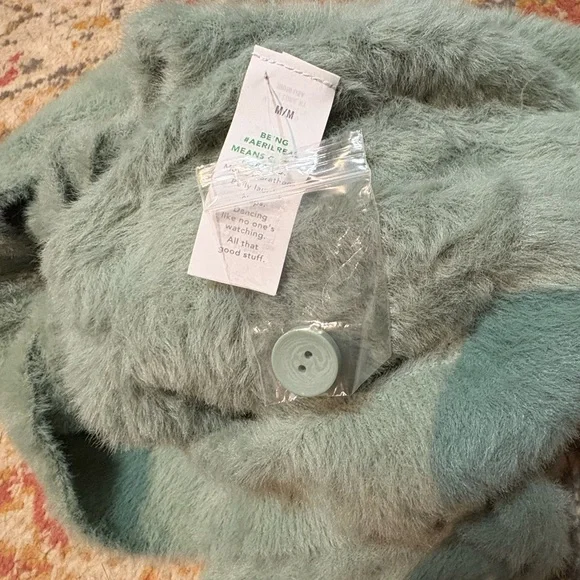 NWOT Aerie Soft Green Cropped Eyelash V-neck Button Up Cardigan Sweater - Picture 7 of 8